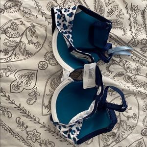 BRAND NEW, never worn ARIE BRA SIZE 34A
